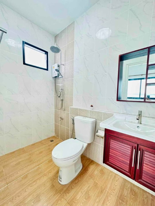 รูป บ้านเดี่ยว 2 ชั้น MODERN STYLE / ต.แม่เหียะ อ.เมืองเชียงใหม่ จ.เชียงใหม่ T.063-664-9056 - รูปที่ 8/31