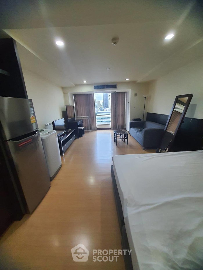 รูป คอนโด 1 ห้องนอน The Trendy Condominium ใกล้ BTS นานา 200 ม. (ID 1572331) - รูปที่ 1/6
