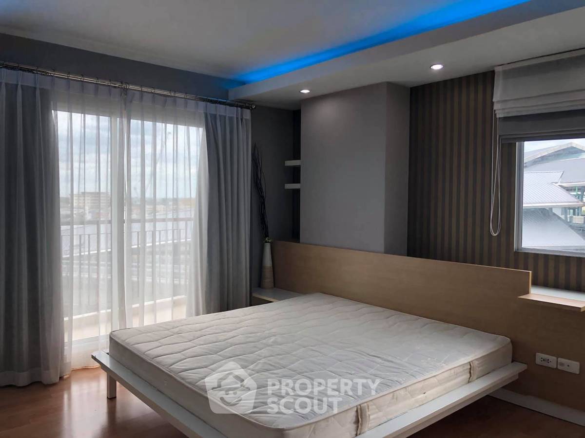 picture 2-BR Condo 88 Sqm City Home Tha - Phra Intersection, MRT Tha Phra 100m (ID 426045) - 1/7