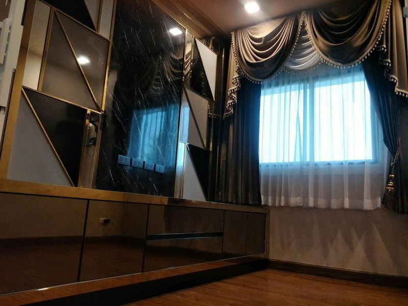 picture 2-Storey House for Sale in Prime Residential Projec - 11/14