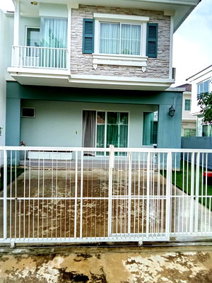 บ้านแฝด ปทุมธานี : ขายด่วน! บ้านแฝด Villaggio รังสิต-คลองสอง 35.2 ตร.ว. หลังมุมหน้าทะเลสาบ ต่อเติมครบ บิวท์อินทั้งหลัง