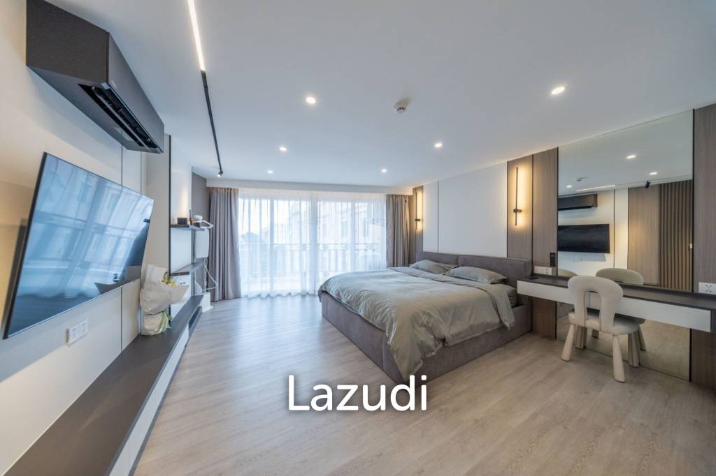 picture Elegantly Renovated 3-Bedroom Luxury at Royal Hill Resort - 22/35