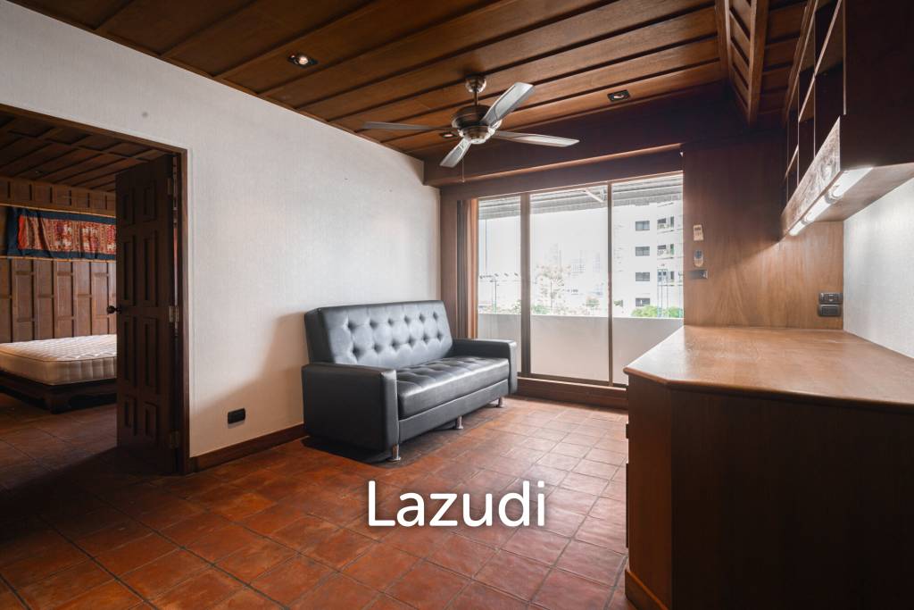 picture Huge 128sqm Classic Thai Vibe at Diamond Tower - 4/29