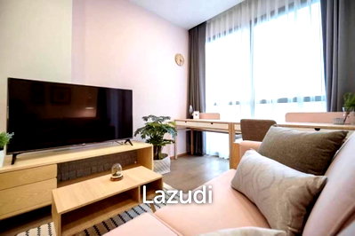 ขายคอนโด : 31 sqm high-floor condo at Ashton Chula-Silom in Si Phraya Bang Rak