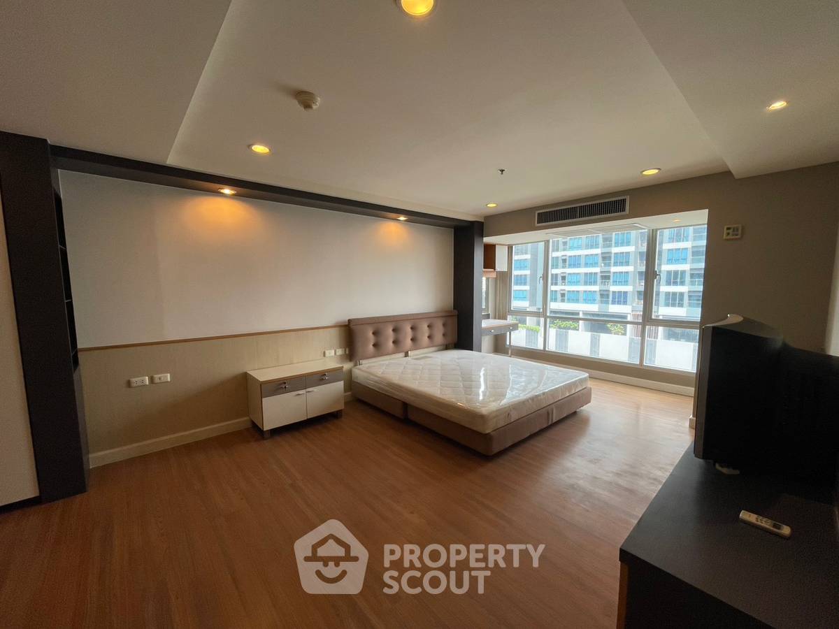 รูป คอนโด 2 ห้องนอน The Trendy Condominium ใกล้ BTS นานา 200 ม. (ID 515536) - รูปที่ 8/17