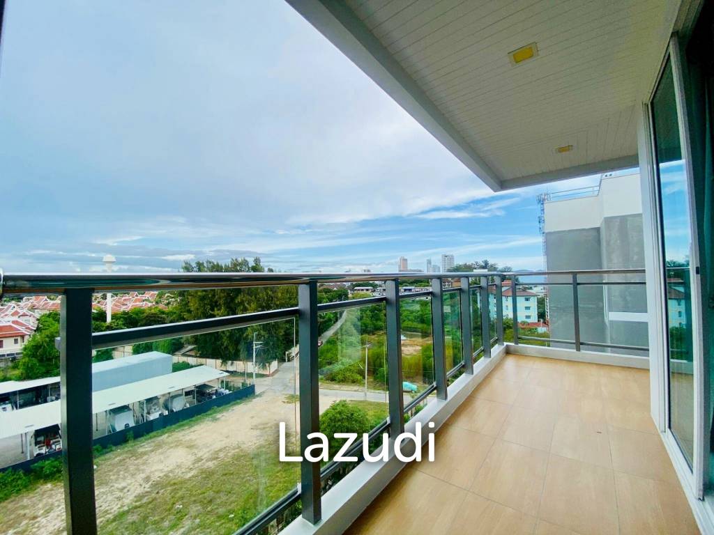 picture Whale Marina Condominium Na Jomtien for Sale Spacious One Bed - 7/11