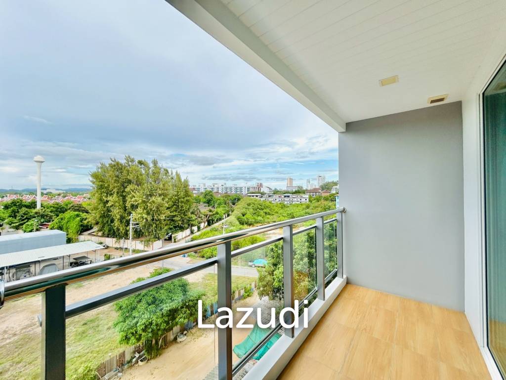 picture Modern Studio Condo at Whale Marina, Na Jomtien - 14/15