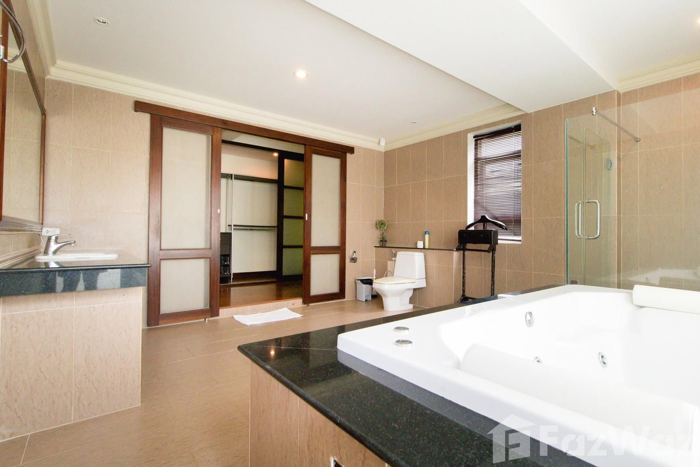 picture 4 Bedroom Villa for sale in Choeng Thale, Phuket 24830 - 28/31