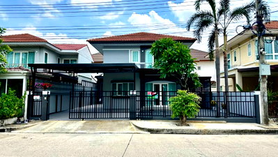 บ้านเดี่ยว ปทุมธานี : บ้านเดี่ยว ตกแต่งรีโนเวทใหม่ ทำเลดี หมู่บ้าน ศุภาลัยวิลล์ พร้อมสระว่ายน้ำส่วนตัว ถนนชลมาร์คพิจารณ์ เลียบคลองสาม ลำลูกกา ลาดสวาย ลำลูกกา ปทุมธานี 