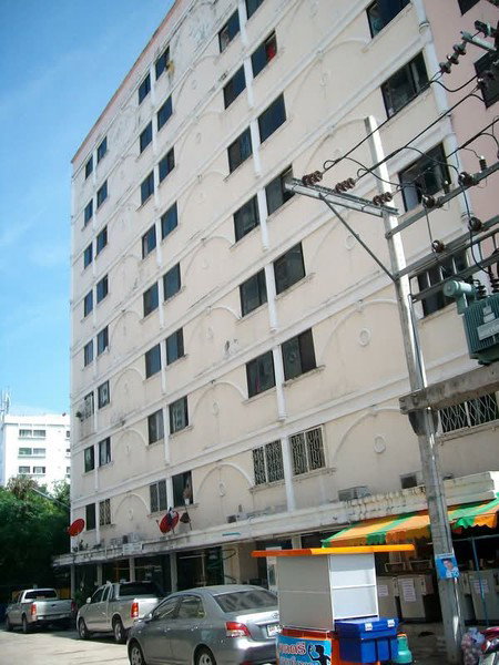 picture A046360 H.R. Residence - 1/2