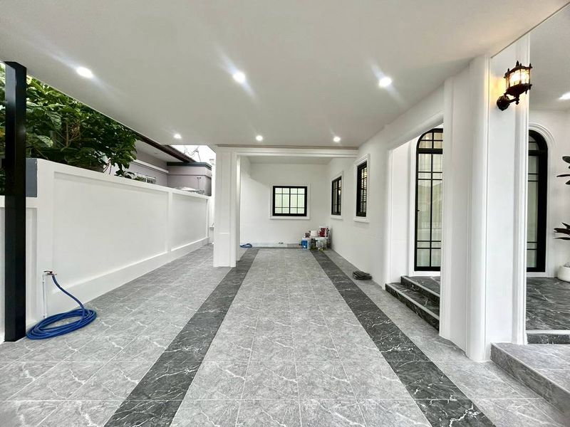 รูป บ้านเดี่ยวพร้อมอยู่ คลาสสิคโฮม ศรีราชา บรรยากาศเงียบสงบ - รูปที่ 3/18