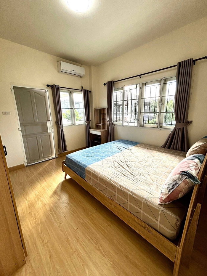 รูป  ให้เช่าบ้านเดี่ยว เอ็มเพอร์เร่อ2 รวมโชคสันทราย  พื้นที่ใช้สอย 121 ตร. 3 นอน 3 น้ำ - รูปที่ 17/18