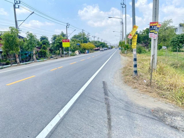 รูป พระจอมเกล้า ลาดกระบัง 2.5 กม. ที่ดินเปล่า 217 ตร.ว. 868 ตร.ม. ติดถนนใหญ่ .นานาชาติ ตลาด สนามบินสุวรรณภูมิ - รูปที่ 4/8