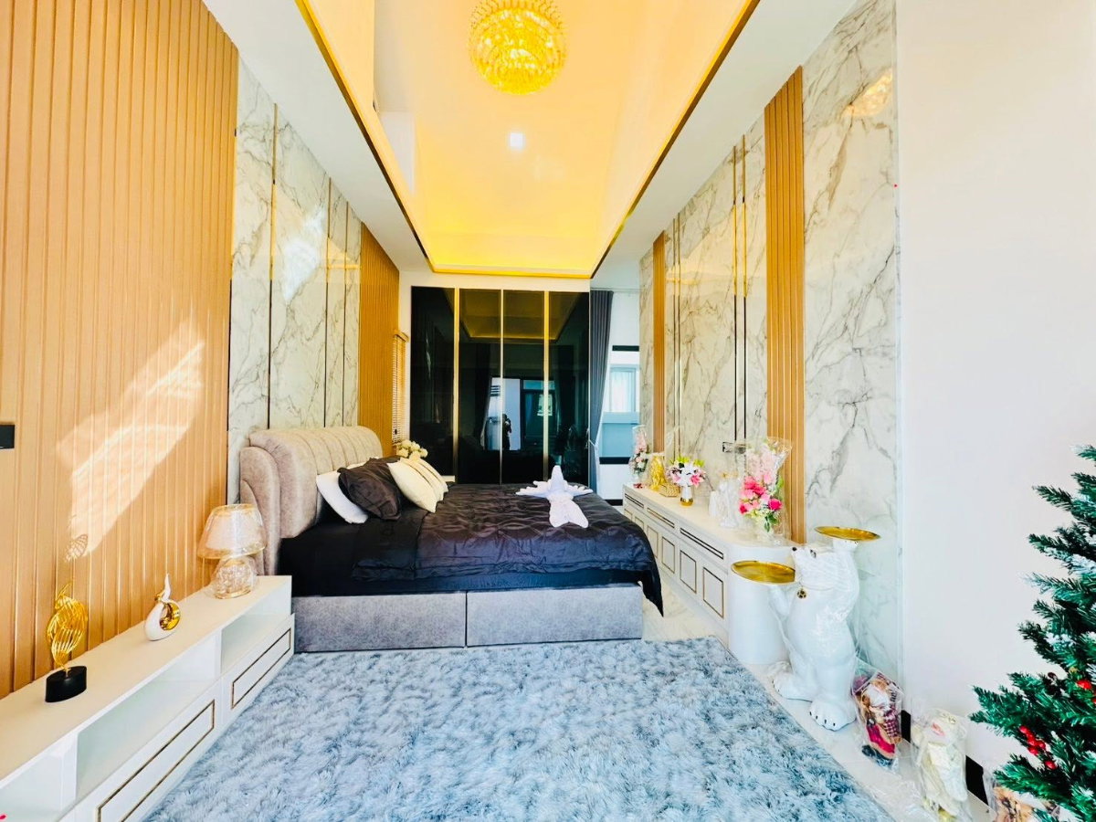 picture ðĨ For Sale Punnasuk Lakeside | Pattaya - 2/14
