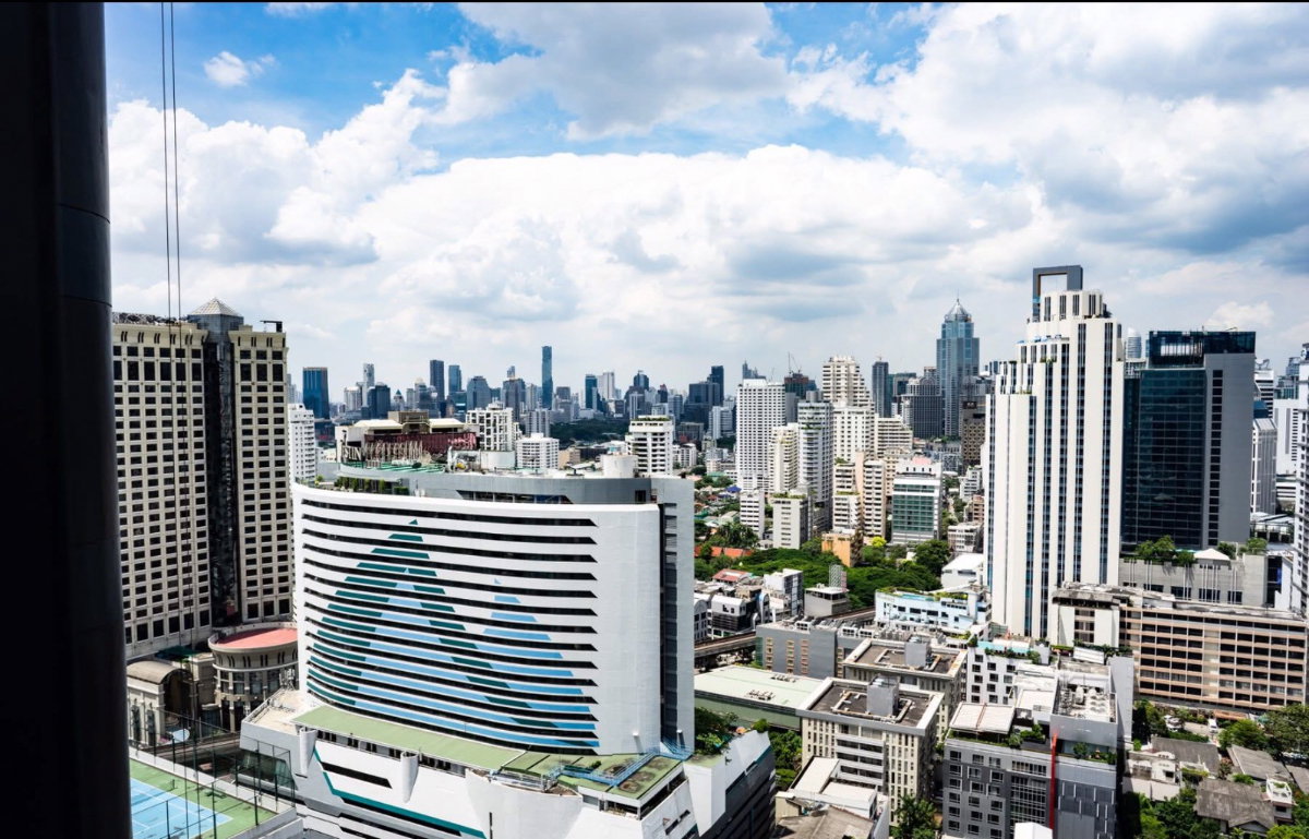 picture Ashton Asoke - 11/11