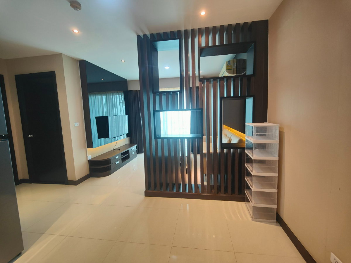 picture For rent : Diamond Rachada 60.03 sq.m. 27th floor, 2bedroom1bathroom ,Close to MRT Huai Khwang - 8/38