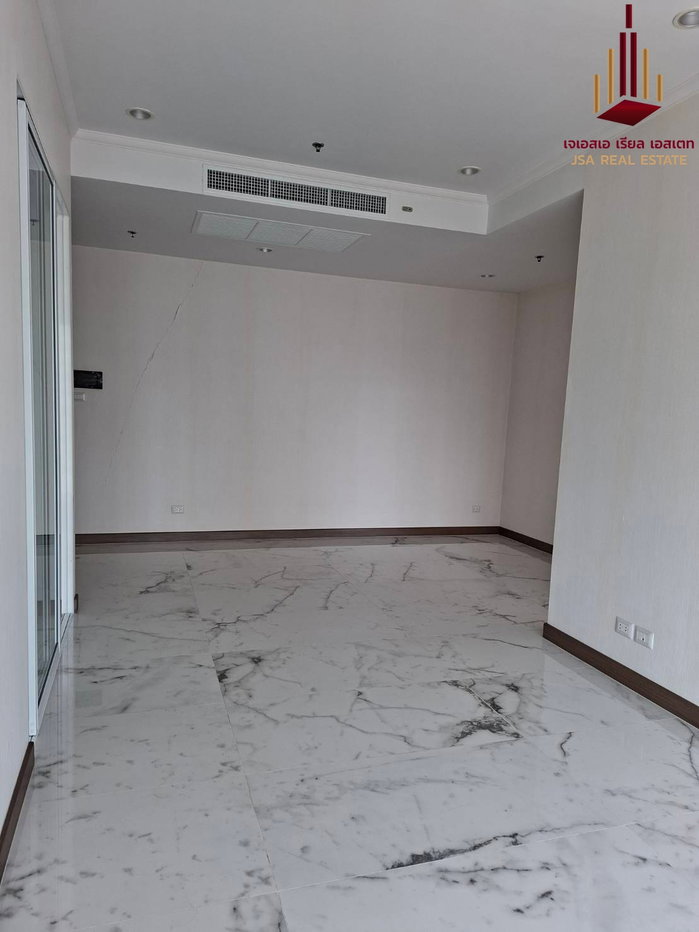 picture ✨ For Sale: Supalai Elite Surawong ✨  💰 Only 8,350,000 THB - 2/5