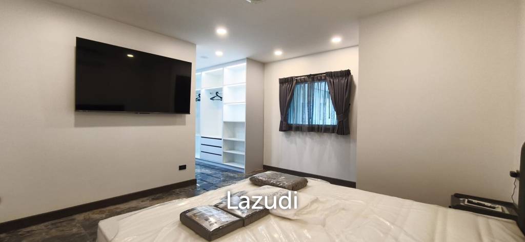 picture Magnificently Renovated 3-Bedroom at Royal Hill Resort - 19/27