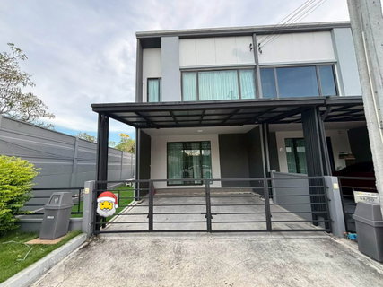 รูปภาพ 🏡✨เช่า / ขาย ทาวน์โฮมหลังมุม หมู่บ้าน พลีโน่ บางนา-วงแหวน 3 ห้องนอน 2 ห้องน้ำ บ้านสวย หลังมุม ได้พื้นที่ข้างบ้านเพิ่ม ความเป็นส่วนตัวสูง