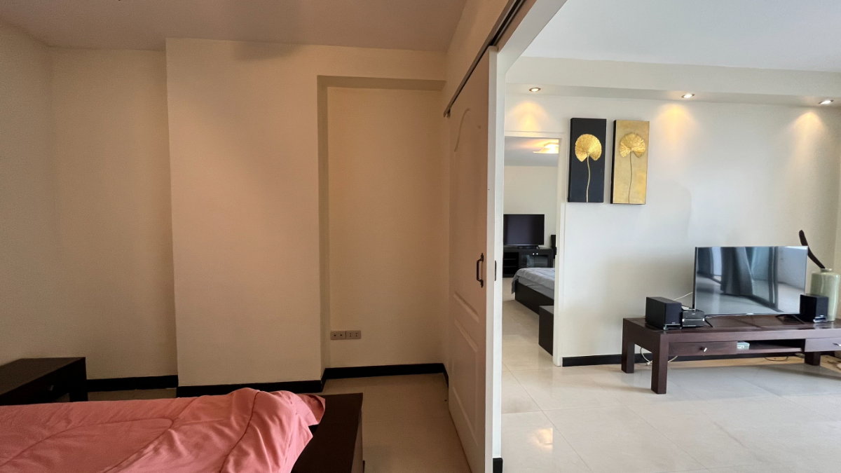 picture 🏙️ Riverside Condominium for Rent | 2 Bedrooms | Large Balcony | Stunning Doi Suthep View | Chiang Mai - 12/20