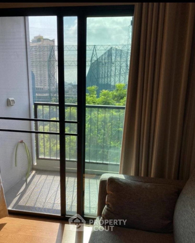 picture 1-BR Condo At Zenith Place Sukhumvit 42, 300m to BTS Ekkamai (ID 3071484) - 10/21