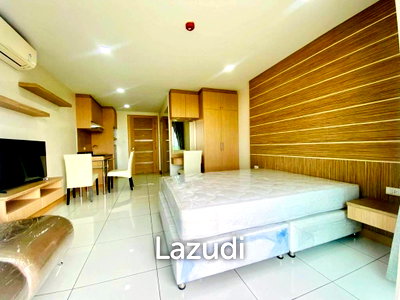Condos for sale : Whale Marina Condominium Na Jomtien for Sale Spacious Studio