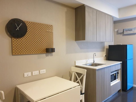 🏙️✨ FOR RENT: A Space Me Bangna — HIGH-FLOOR MODERN LIVING NEAR MEGA BANGNA!  💰 Rental Price: 9,000 THB/month | 📲 Line ID: @condobkk (with @)  