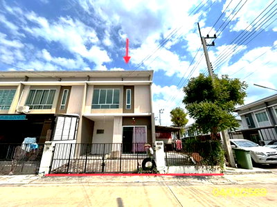 ทาวน์โฮม รังสิต คลองสอง : ทาวน์เฮ้าส์ 27.7 ตร.วา พฤกษาวิลล์ 100 พหลโยธิน-คลองหลวง คลองหลวง ปทุมธานี 2.6M