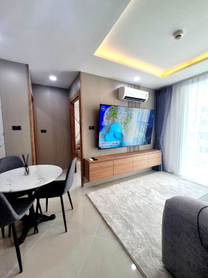 Condos for sale : Only 2.35 MB!! All new renovated 1 bedroom at Paradise Park Jomtien-Pattaya Condominium, ready to move in.