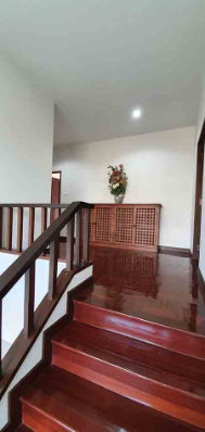 picture Spacious 2-Storey Detached House for Rent with Maid's Room - 16/28