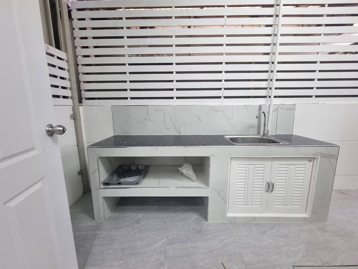 รูป 🏡 บ้านให้เช่า ทาวน์โฮม 2 ชั้น รีโนเวทใหม่ พร้อมเฟอร์นิเจอร์ใหม่ ตกแต่งครบ ในโครงการคุณภาพ ใกล้สนามบินเชียงใหม่ โซนแม่เหียะ ทำเลดี เดินทางสะดวก - รูปที่ 10/10