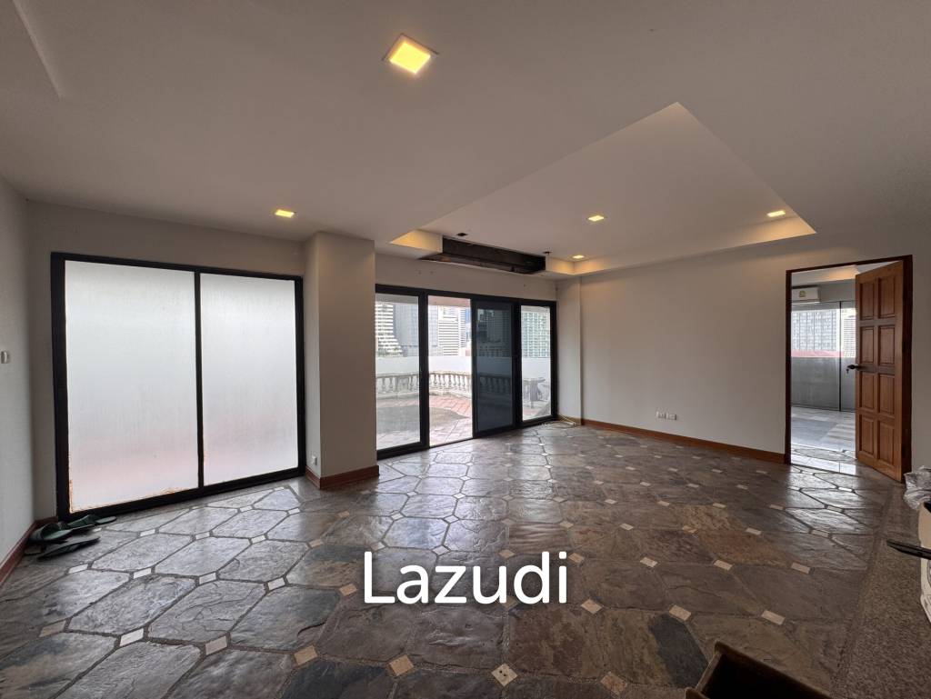 รูป 205 sqm 3-Bed Condo with Huge Terrace in Khlong Toei Nuea, Bangkok - รูปที่ 4/36