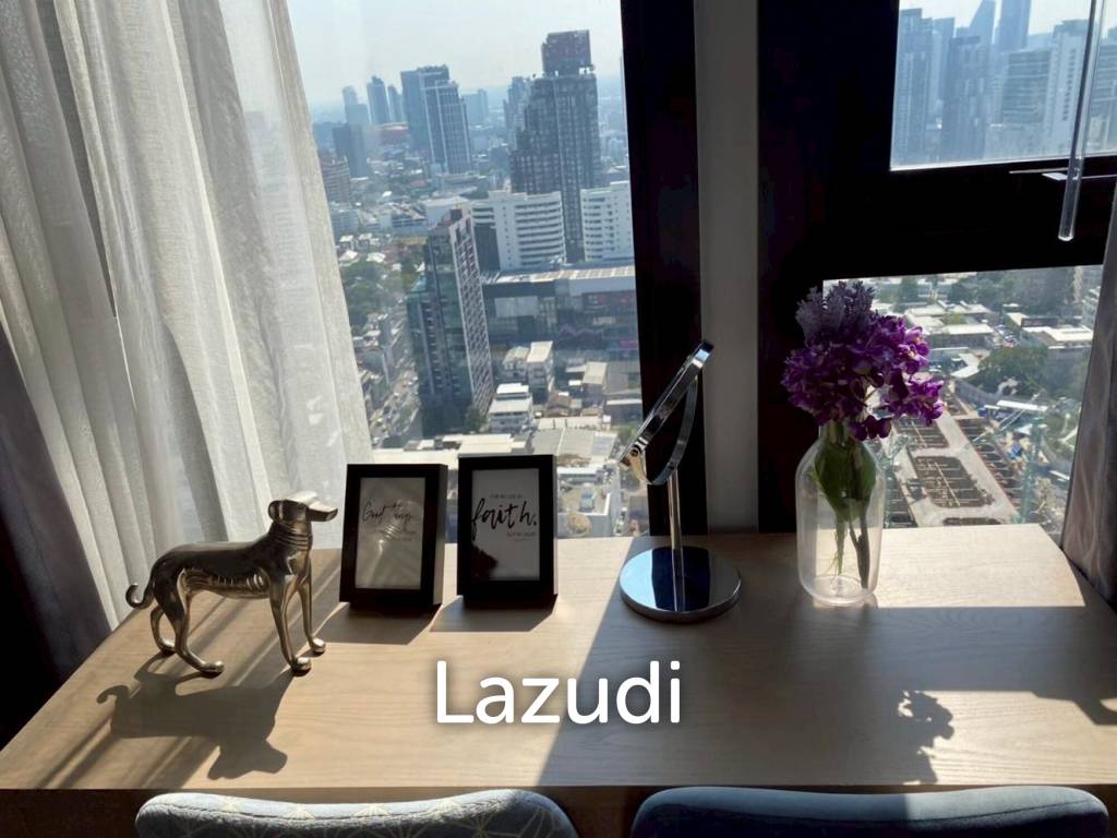 picture 30 sqm 1 Bed Condo on 34th Floor at XT Ekkamai, Khlong Tan Nuea Bangkok - 3/17
