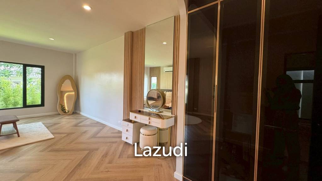 picture Charming 4-Bedroom Villa for Sale at European Thai House - 19/25