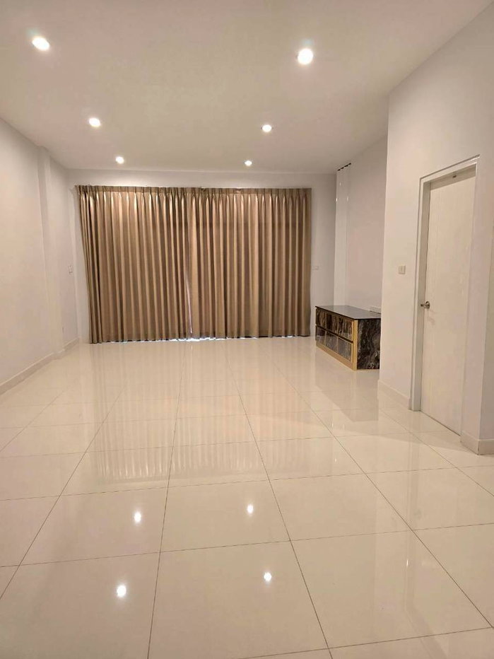 picture House for Rent | Cordiz at Udomsuk - 2/24