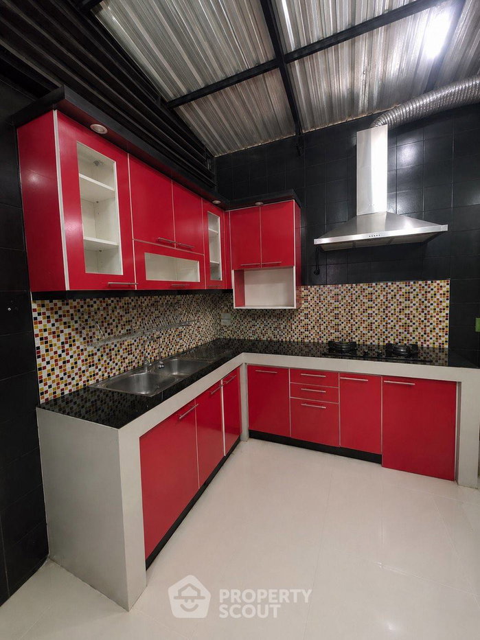 รูป ทาวน์โฮม 3 ห้องนอน ให้เช่า โครงการ Sixnature Kalapaphruek เขตบางแค (ID 3073371) - รูปที่ 3/11
