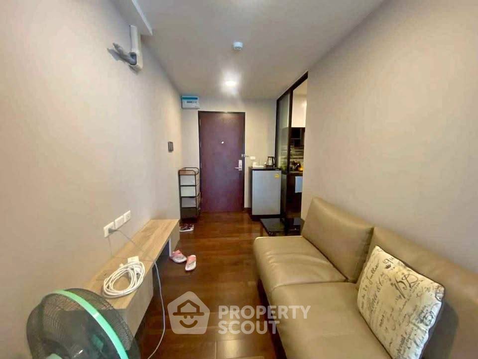 รูป คอนโด 1 ห้องนอน 31 ตร.ม. บางกอก เฟลิซ สาทร-ตากสิน ใกล้ BTS กรุงธนบุรี 200 ม. (ID 3073112) - รูปที่ 1/5