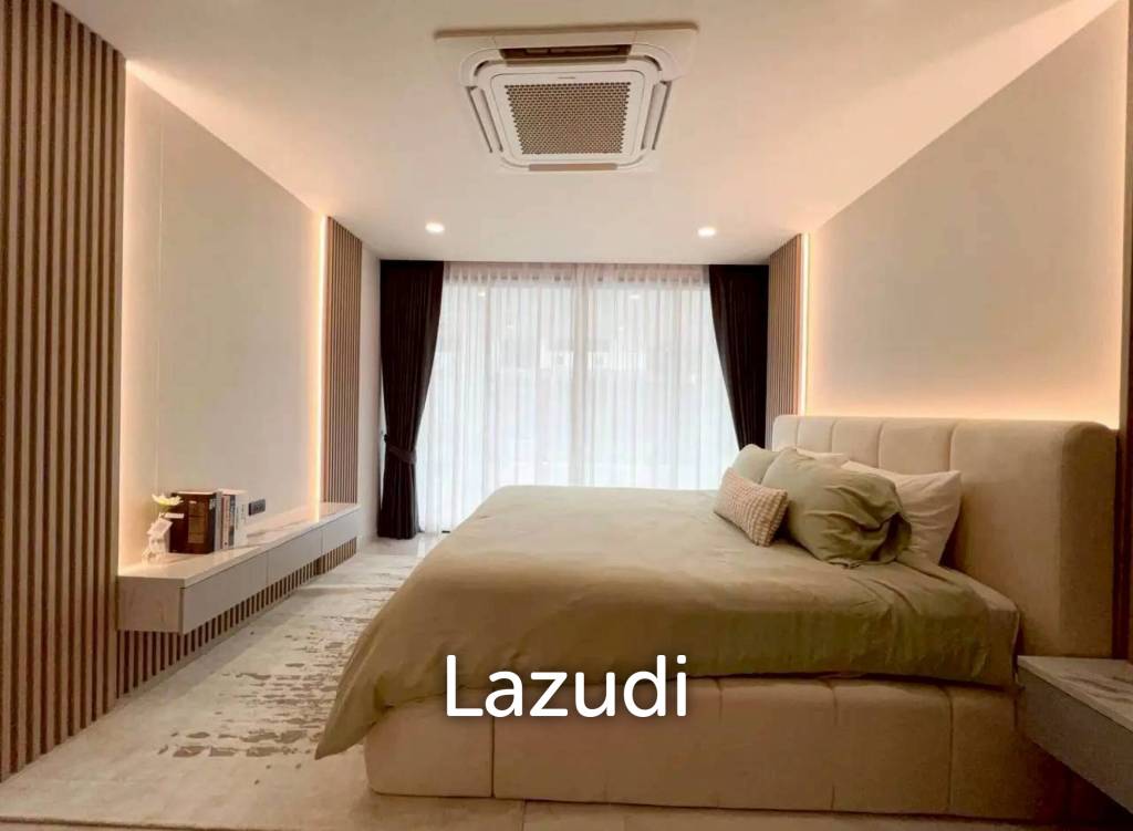 picture Newly Renovated 2-Storey Pool Villa for Sale at Eakmongkol - 14/27
