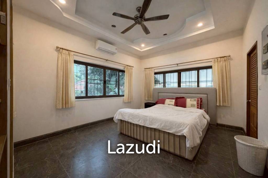 picture Grand 4 Bed Luxury Estate with Massive 3,416 sqm Land Plot - 10/27