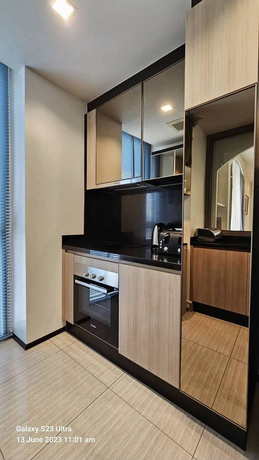 picture The Line Ratchathewiใ๐๐๐๐ & ๐๐๐๐ใ๐ฅOpen the door to a cozy room with modern common areas!๐ฅ Contact Line ID: @hacondo - 8/10