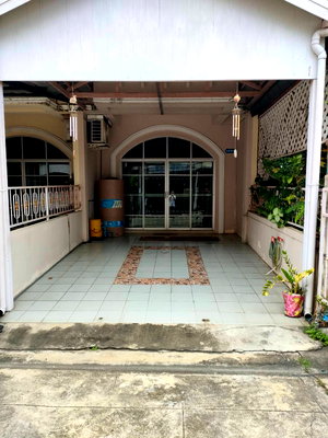 เช่าทาวน์โฮม นนทบุรี : ให้เช่าทาวน์เฮาส์ 2 ชั้น หมู่บ้านเหนือฟ้าพลัส (ถนนบ้านกล้วย-ไทรน้อย)