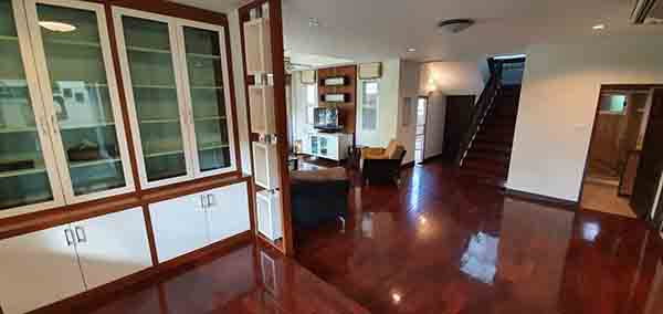 picture Spacious 2-Storey Detached House for Rent with Maid's Room - 4/28