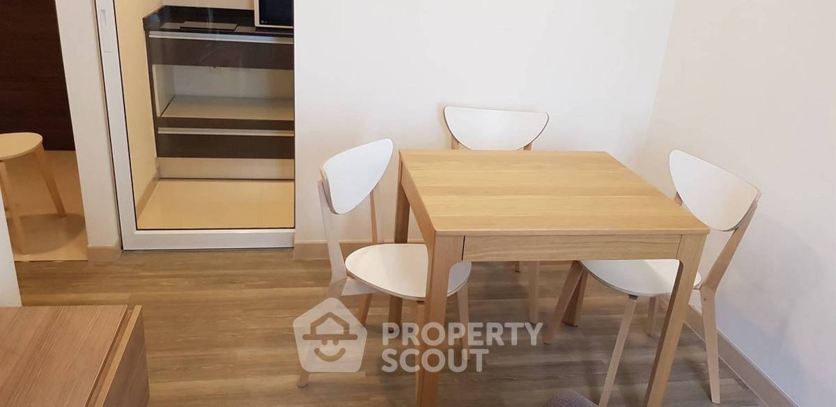 รูป คอนโด 2 ห้องนอน ขาย ที่ Moniiq Condo Sukhumvit 64 ใกล้ BTS ปุณณวิถี (ID 3072191) - รูปที่ 4/9