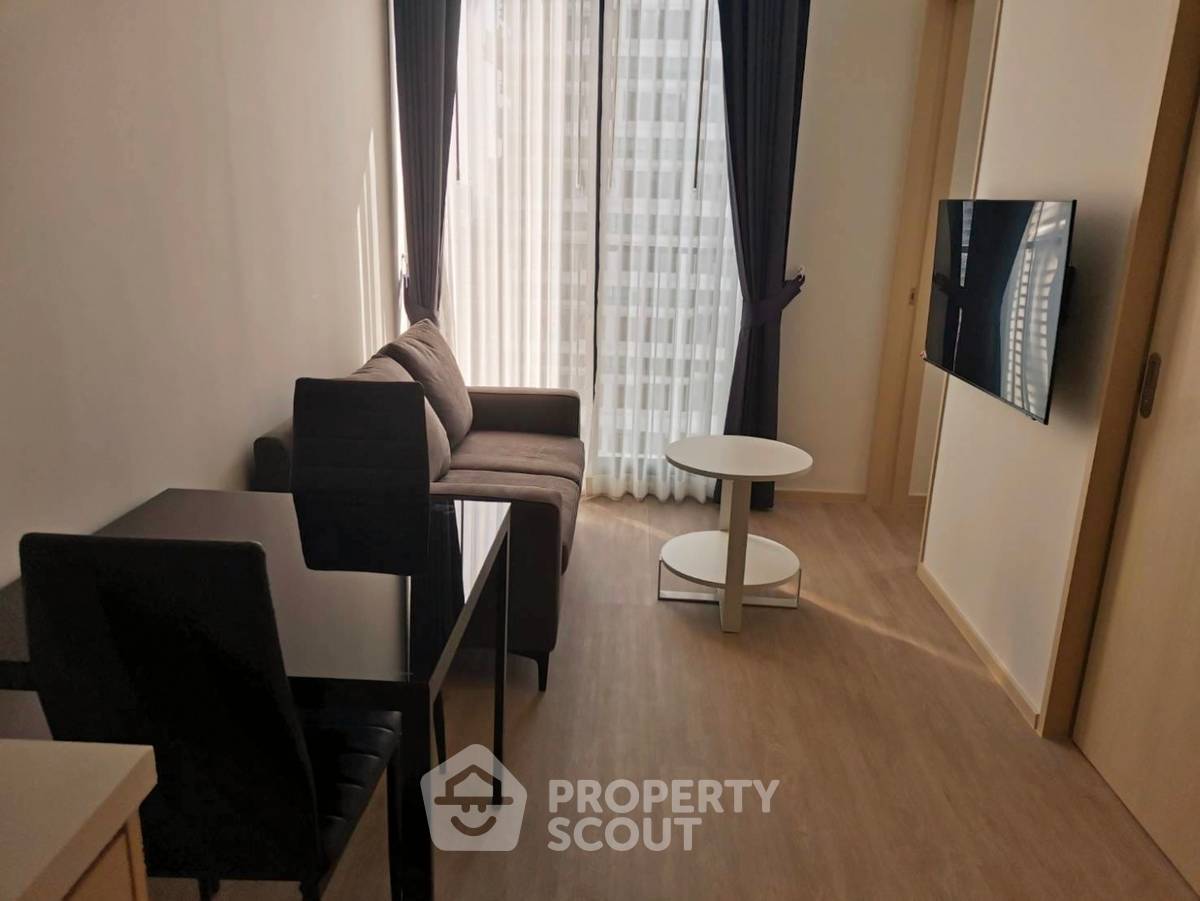 picture High-Floor 1-BR 30 Sqm Noble State 39 Near BTS Phrom Phong (ID 3069681) - 1/4