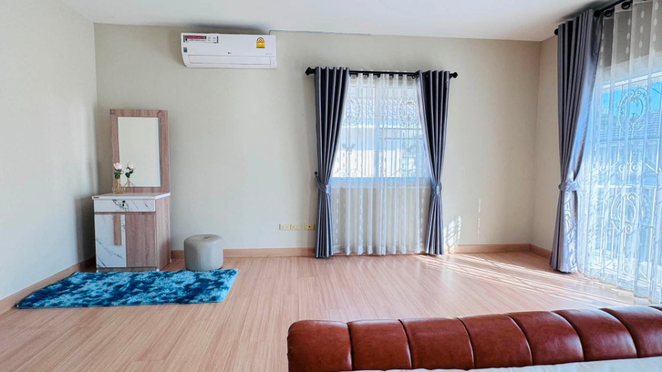รูป ให้เช่ากาญจน์กนกวิลล์ 15 บ้านเดี่ยวหลังใหญ่ พร้อมเฟอร์นิเจอร์ครบ เข้าอยู่ได้ทันที ทำเลดี ใกล้โรงเรียนนานาชาติ RH-20 - รูปที่ 25/39