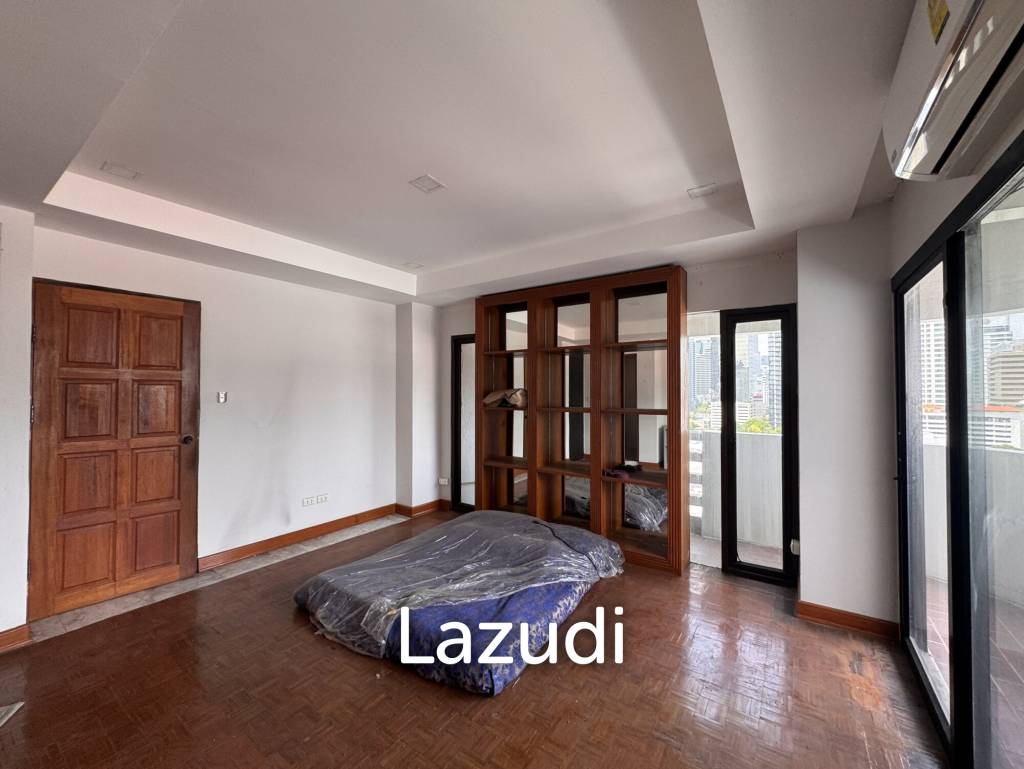 รูป 205 sqm 3-Bed Condo with Huge Terrace in Khlong Toei Nuea, Bangkok - รูปที่ 19/36