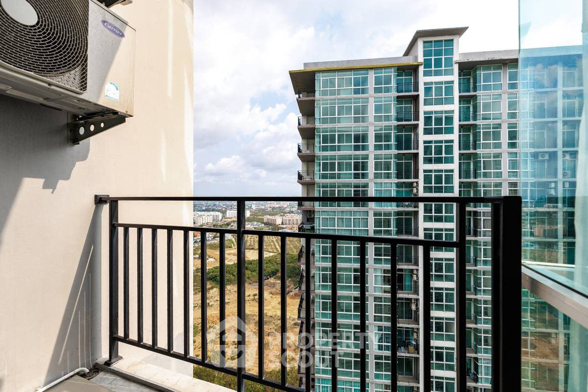picture 1-BR Condo For sale, The Twin Tower, Jomtien Beach (ID 998380) - 8/8