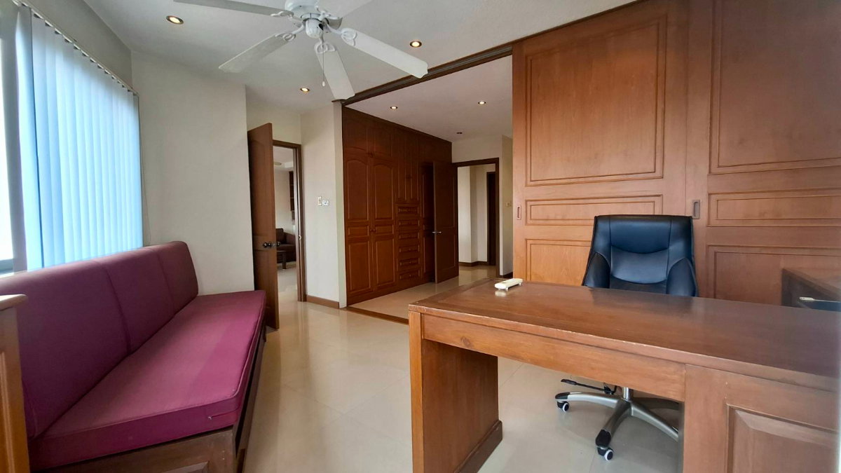 รูป ให้เช่า Chiang Mai Riverside Condominium คอนโดห้องใหญ่ ใกล้สนามบินเชียงใหม่ พร้อมห้องทำงาน - รูปที่ 18/20