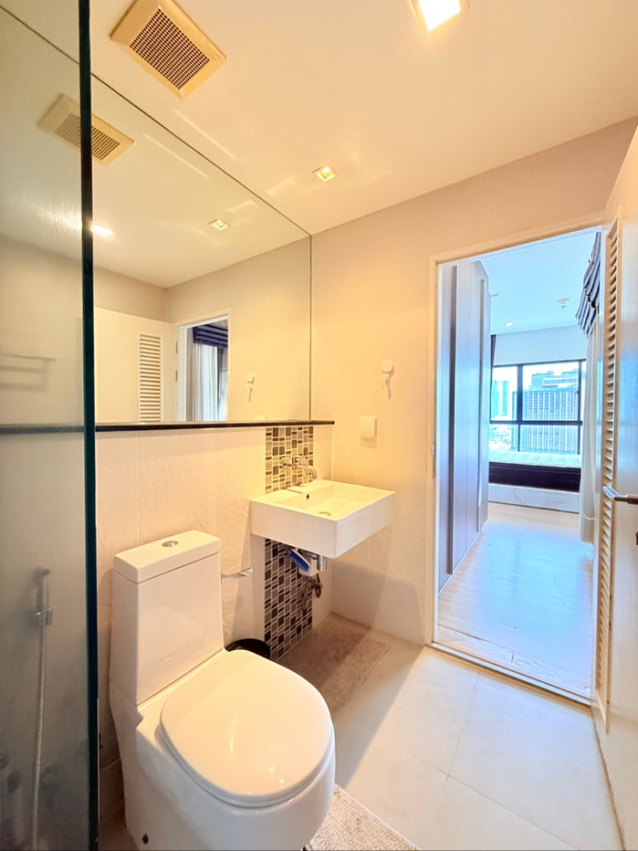 รูป ให้เช่า คอนโด Urbano Absolute Sathorn Taksin ห้องสวย แต่งครบ พร้อมเข้าอยู่ ***18,000 บาท*** BTS กรุงธนบุรี  - รูปที่ 12/15