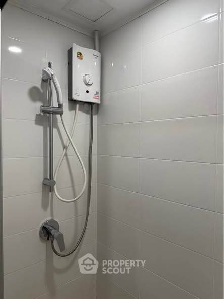picture Condo 1-BR, Lumpini Place Rama 9–Ratchada, MRT Phra Ram 9 (ID 3073036) - 2/15